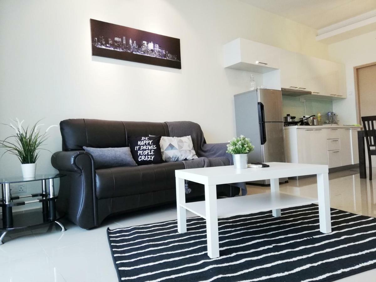 Ara Damansara Oasis Residence, Specious Home 4-8Pax, 8Min Subang Airport, 10Min Sunway Petaling Dzsaja Kültér fotó