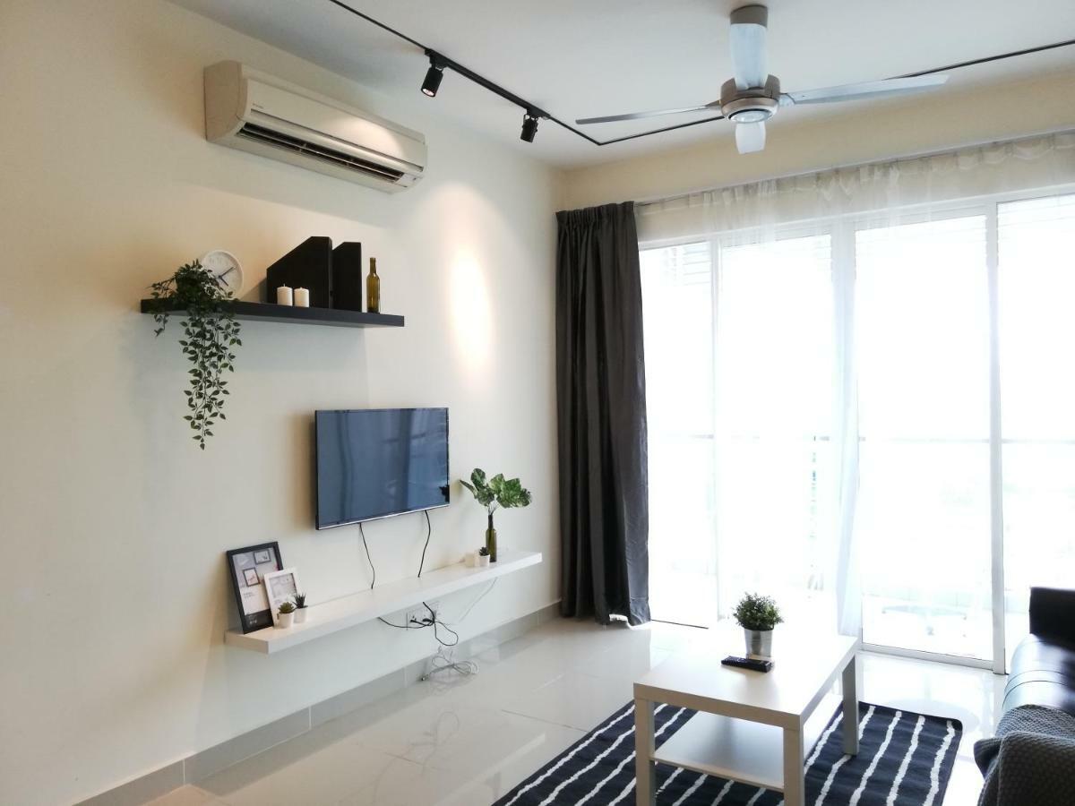 Ara Damansara Oasis Residence, Specious Home 4-8Pax, 8Min Subang Airport, 10Min Sunway Petaling Dzsaja Kültér fotó